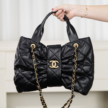 Chanel Medium bow bag in black AS5851 B22148 94305
