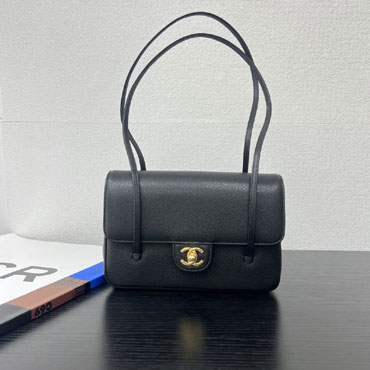 Chanel Small flap bag Grained shiny calfskin gold-tone metal AS6130 B23483 94305