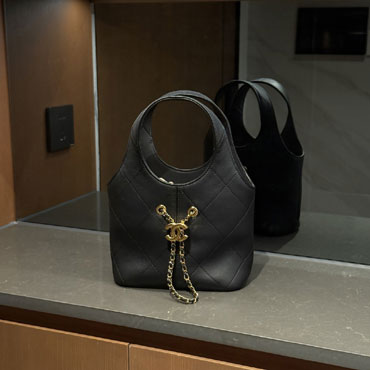 Chanel Small shopping bag Calfskin gold-tone metal AS6132 B23332 94305