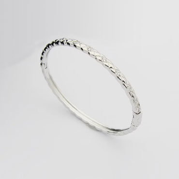 Chanel Coco Crush Bracelet White Gold J12328