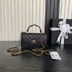 Chanel Clutch with chain in black AP4798 B21415 94305