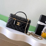 Chanel Vanity with chain in black AP4804 B21416 94305