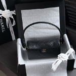 Chanel Clutch with chain AP5294 B25375 94305 Chanel Clutch with chain AP5294 B25375 94305