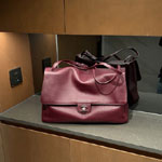 Chanel Maxi flapbag Grained calfskin silver-tone metal AS6233 B24008 U8393