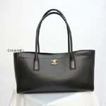 Chanel Small Shopping Bag Calfskin AS6243 B01564 94305