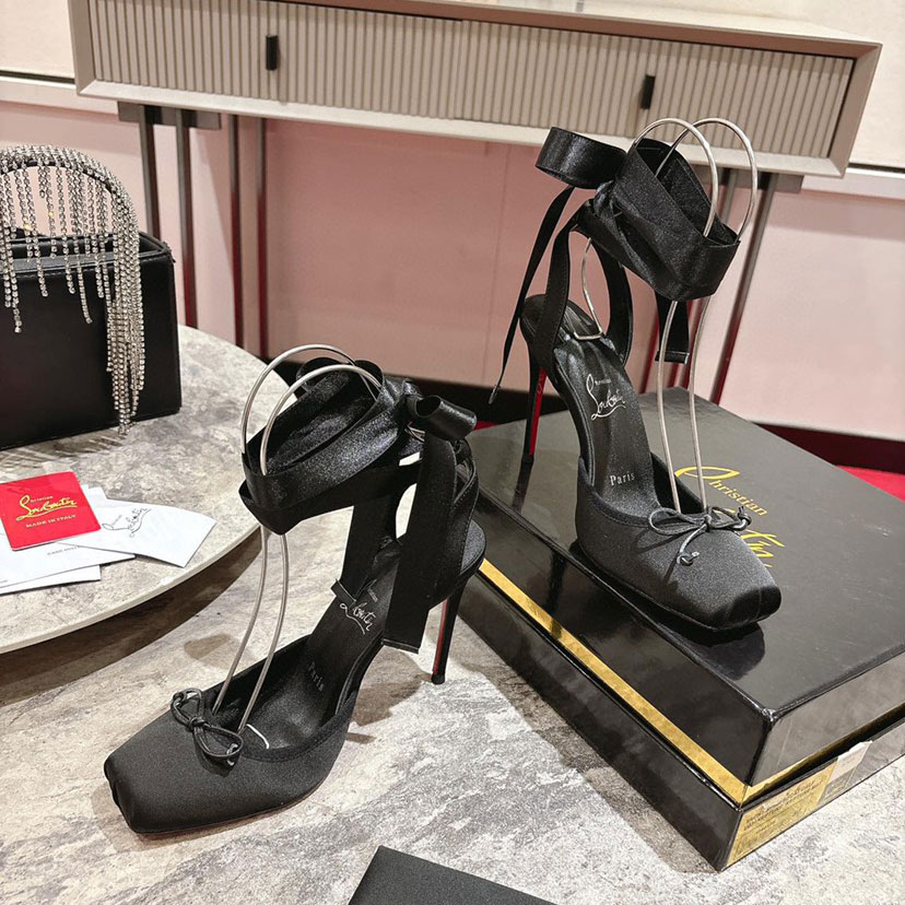 Christian Louboutin Cassia Lace Up 100mm Strappy pumps in Black 1250498B439: Image 2