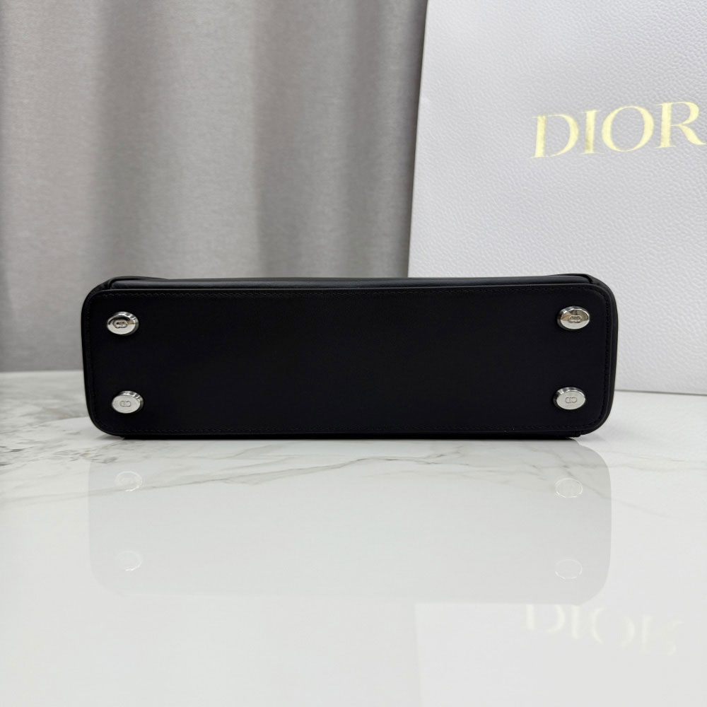 Small Dior Cigale Bag in Black Calfskin Leather M0737OHJU M900: Image 2