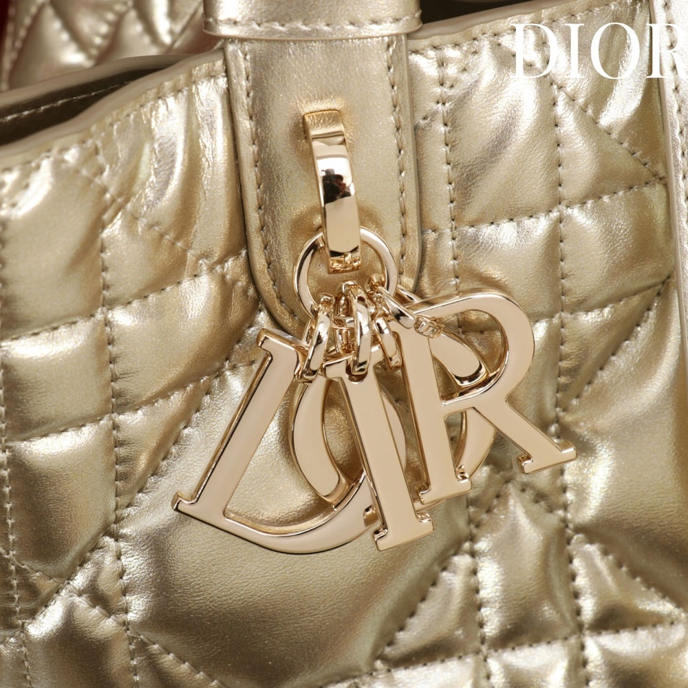 Medium Dior Toujours Bag Metallic Gold Macrocannage Calfskin M2821ONRU M25J: Image 5