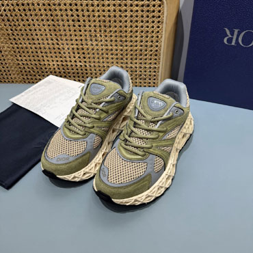 Dior B35 NXXT Sneaker Green Suede 3SN323AAY H637