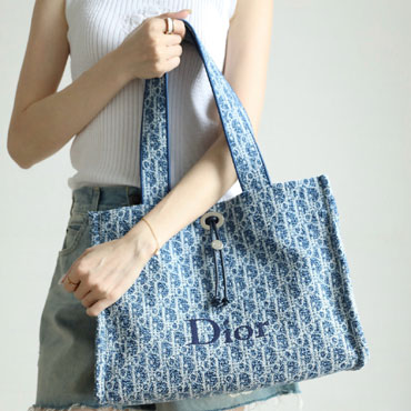 Dioriviera Medium Spongy Book Tote M1461PDSE M64I