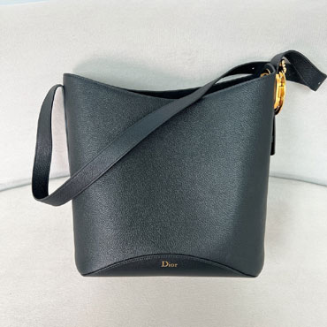 Medium Dior Medaillon Bucket Bag M1532QUQW M900