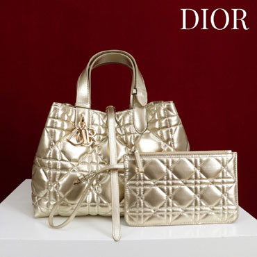 Medium Dior Toujours Bag Metallic Gold Macrocannage Calfskin M2821ONRU M25J