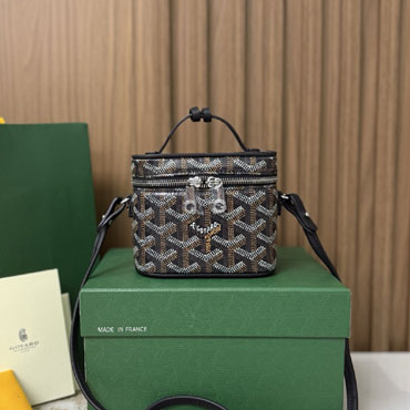 Goyard Muse Nano Vanity in Black MUSEVANANTY01CL01P
