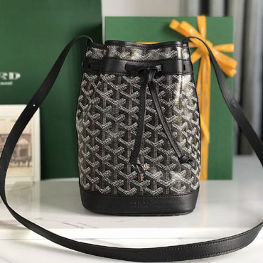 Goyard Petit Flot Bucket Bag in Black PEFLOTPMLTY01CL01P