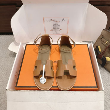 Hermes Santorini Sandal H182139Z D1370