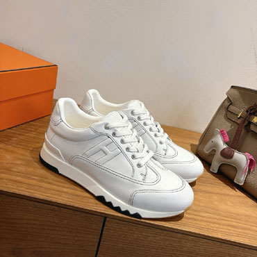 Hermes Trail Sneaker H191395ZH94390