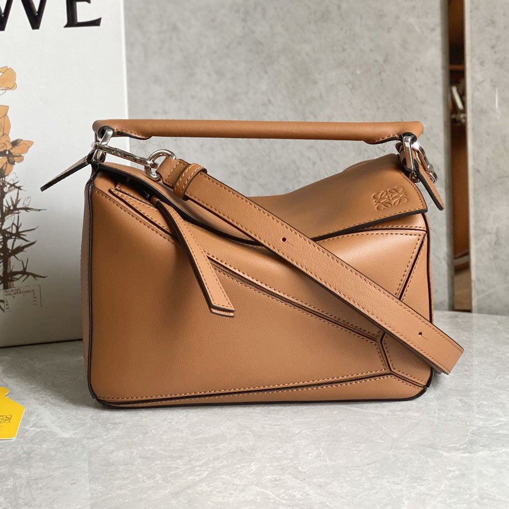 Loewe Small Featherlight Puzzle bag in Brown nappa A510PLSX01 6518: Image 1