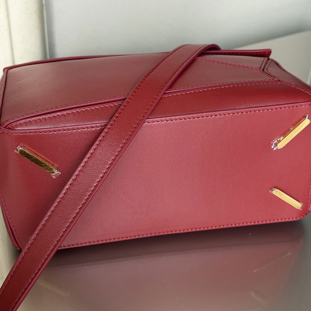 Loewe Small Featherlight Puzzle bag in Red nappa A510PLSX01 7885: Image 4