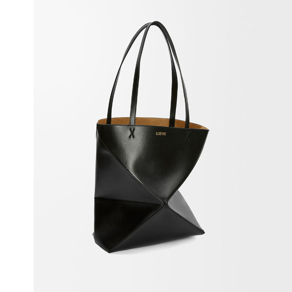 Loewe Medium Puzzle Fold tote in shiny calfskin Black A657G50X01 1100: Image 2