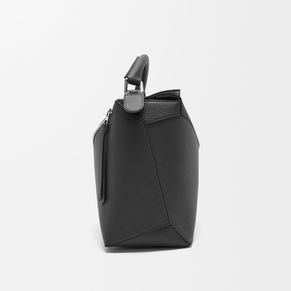 Loewe Large Puzzle Edge bag in grained calfskin Black B510P00X05 1100: Image 3