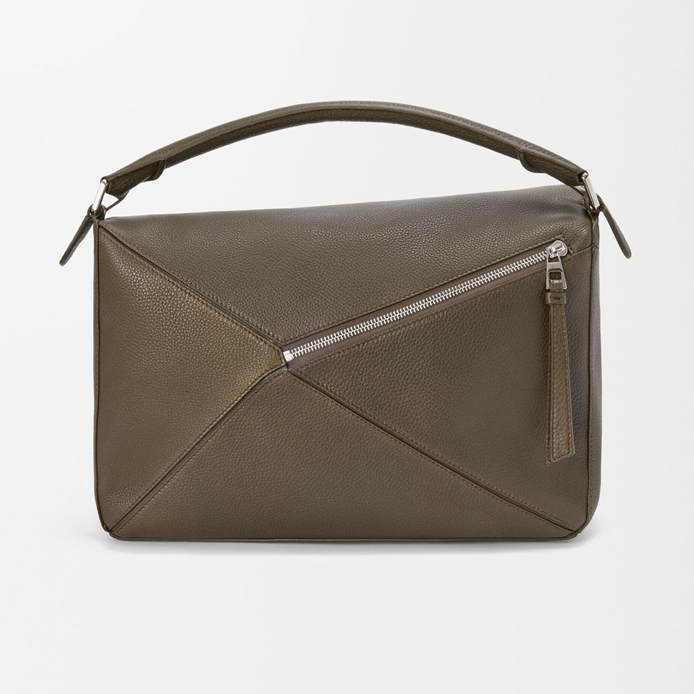 Loewe Large Puzzle bag in supple grained calfskin Brown B510PNLX01 6423: Image 4