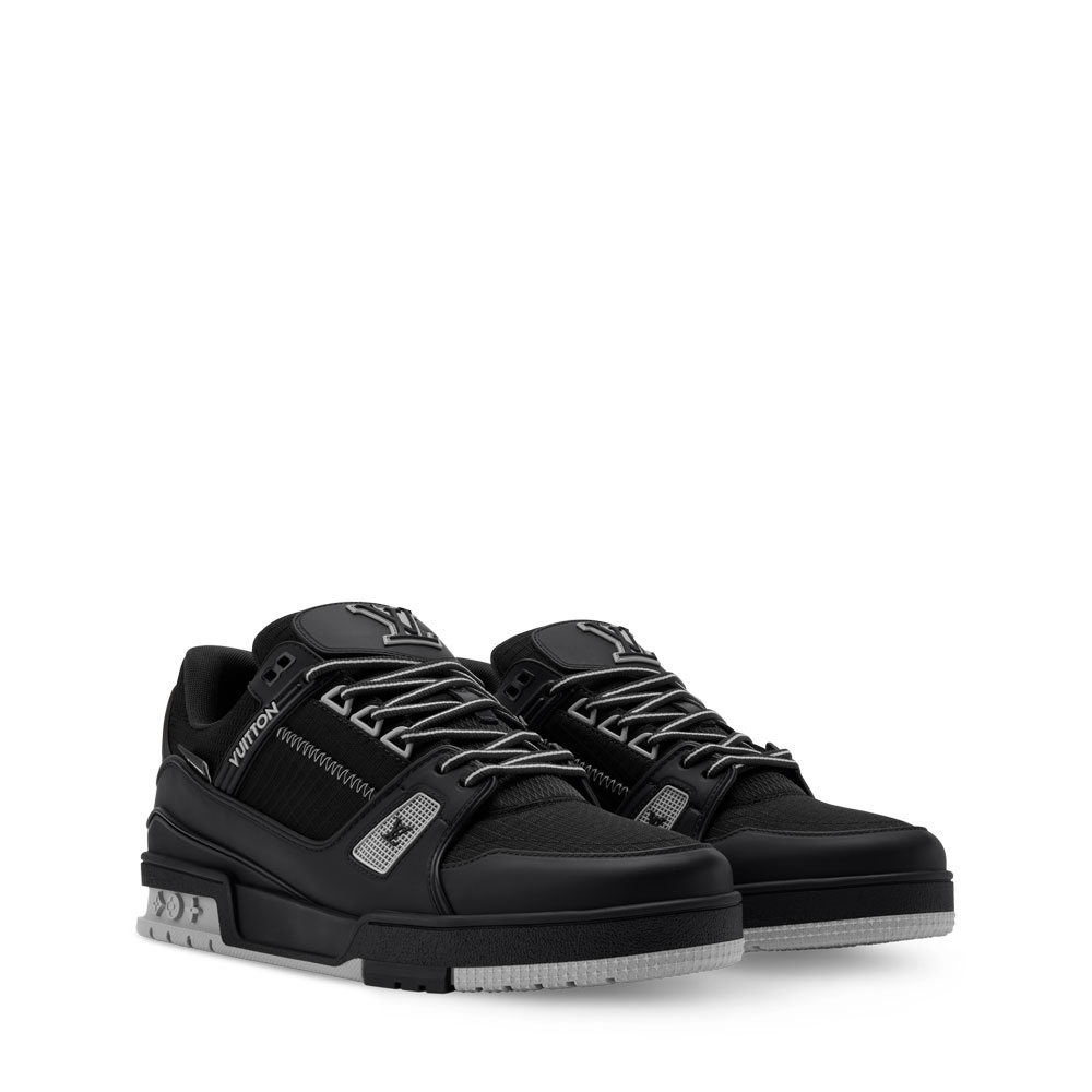 Louis Vuitton Trainer Sneaker in Black 1AJATF: Image 1