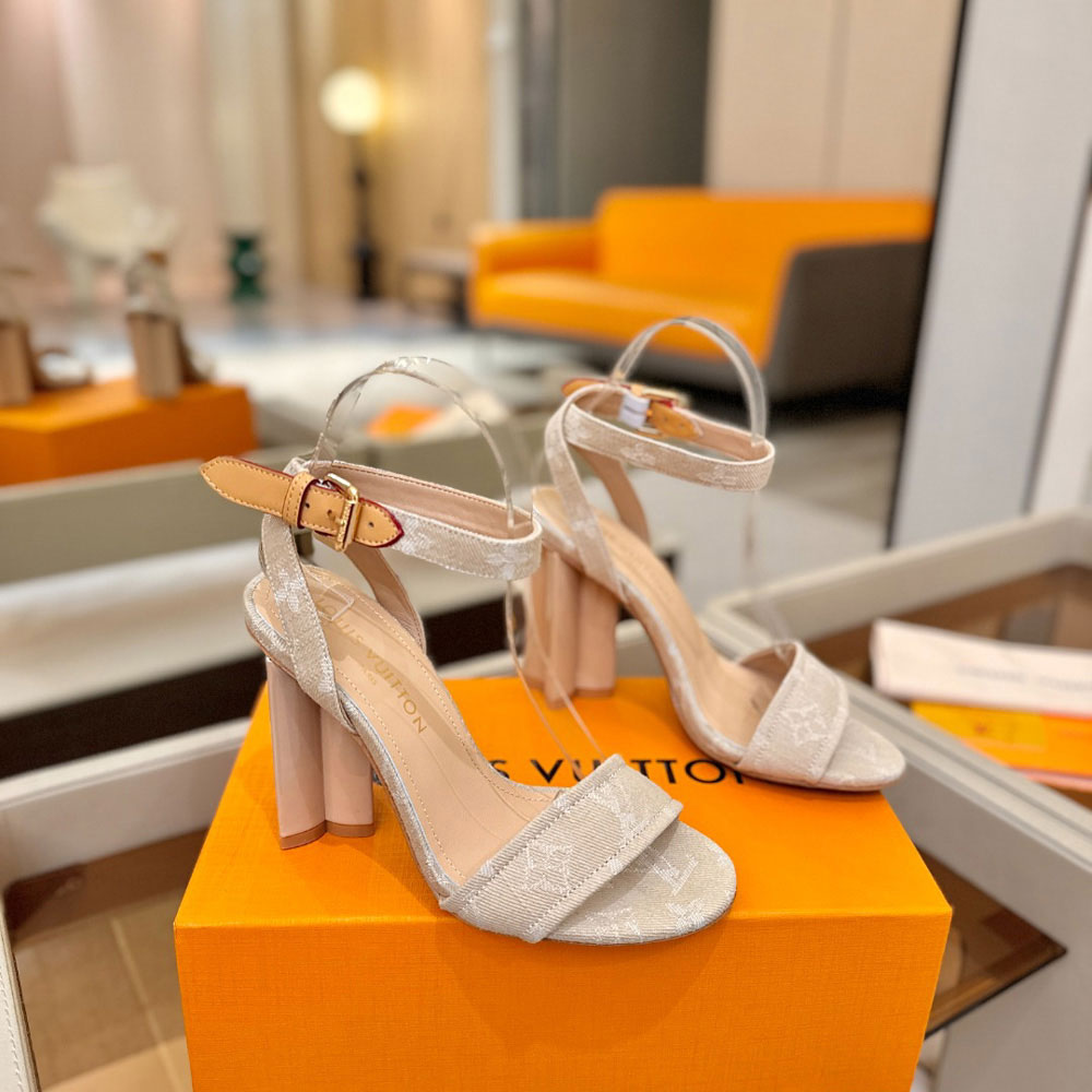 Louis Vuitton Silhouette Sandal 1AJOLW: Image 1