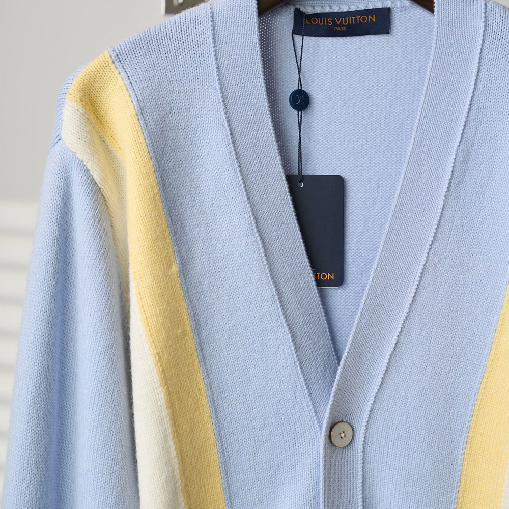 Louis Vuitton Embroidered Signature Jacquard Cardigan 1AJRLH: Image 3