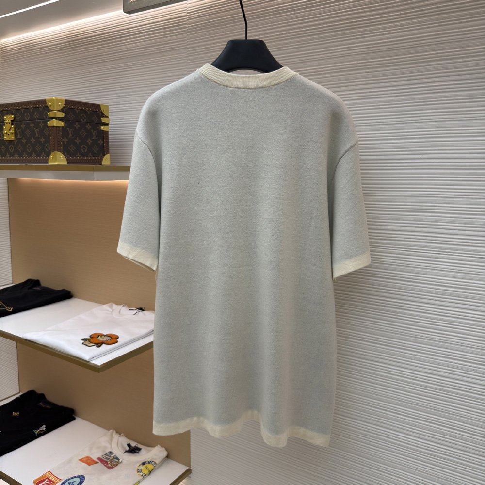 Louis Vuitton Short-Sleeved Signature Crewneck 1AK6YQ: Image 2