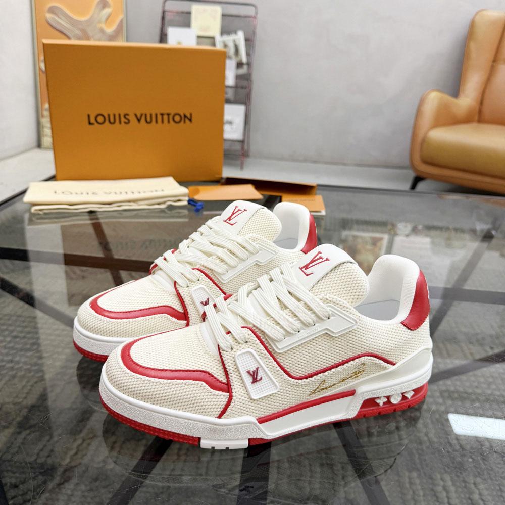 Louis Vuitton Trainer Sneaker 1AK88V: Image 1