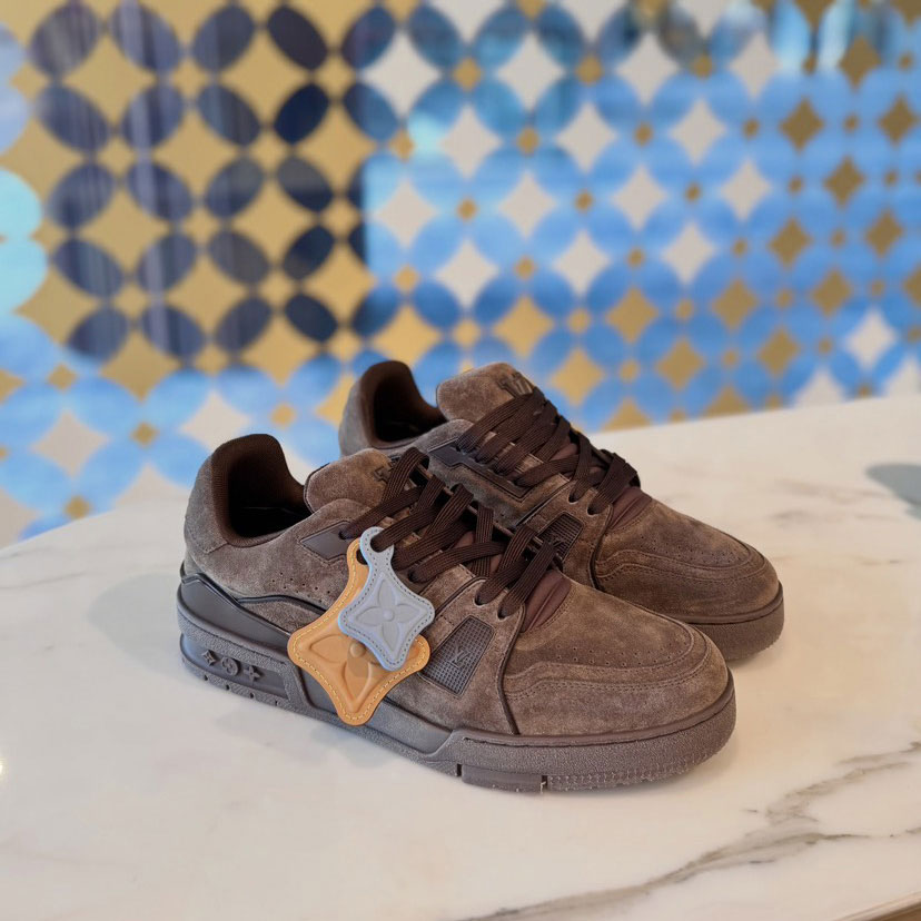 Louis Vuitton Trainer Distressed Sneaker 1AKBOS: Image 1