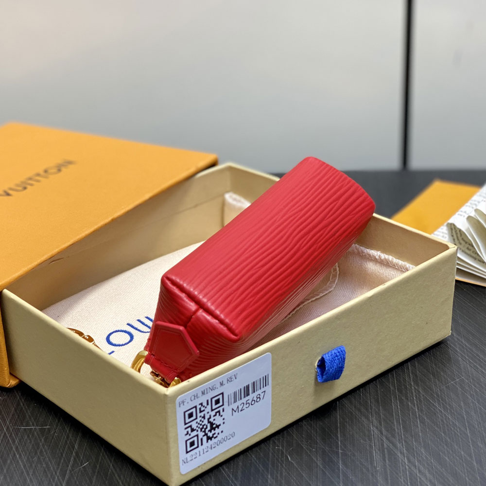 Louis Vuitton Cosmetic Lipstick Pouch Epi Leather M25687: Image 3