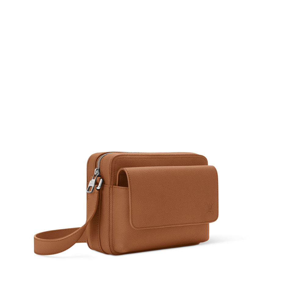 Louis Vuitton Boarding Messenger LV Aerogram M25981: Image 2