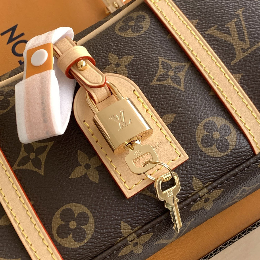 Louis Vuitton Hang On Monogram M47031: Image 3