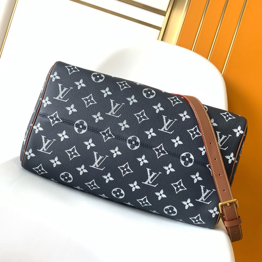 Louis Vuitton Speedy P9 Bandouliere 40 Black M88229: Image 4