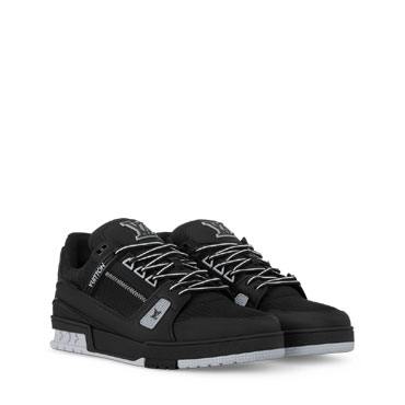 Louis Vuitton Trainer Sneaker in Black 1ADEWD