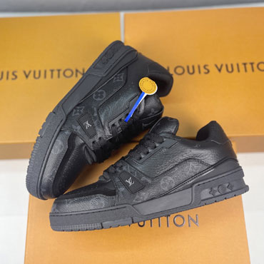 Louis Vuitton Trainer Sneaker 1ADH4C