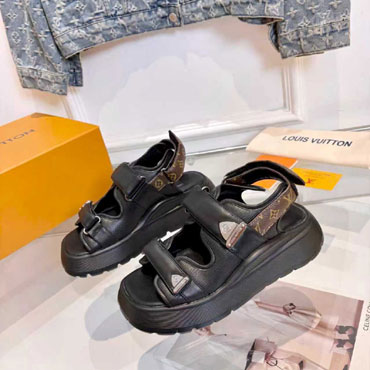 Louis Vuitton Chameleon Comfort Sandal 1AHNJJ