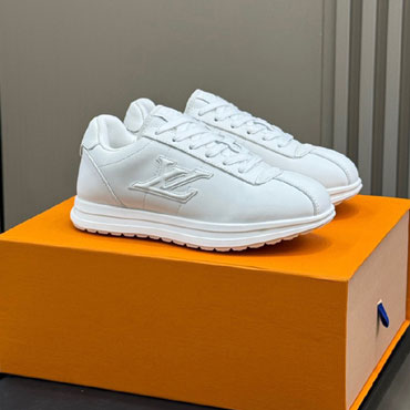 Louis Vuitton BUTTERSOFT Sneaker 1AIKDJ