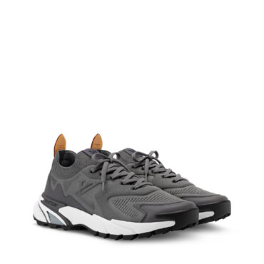 Louis Vuitton Runner Tatic Sneaker in Gray 1AILJE