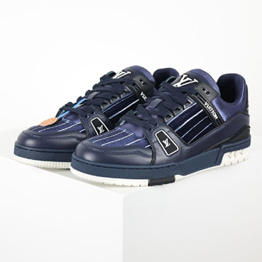 Louis Vuitton Trainer Sneaker 1AJ230