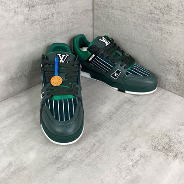 Louis Vuitton Trainer Sneaker 1AJ250