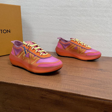 Louis Vuitton Sprint Sneaker 1AJOZ3
