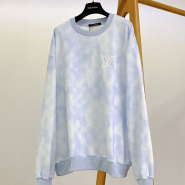 Louis Vuitton Long-Sleeved Printed Crewneck 1AJRAN