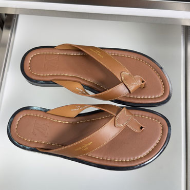 Louis Vuitton Sunset Thong 1AJRUH
