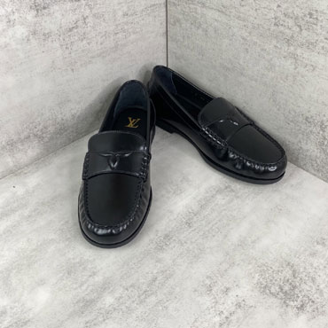 Louis Vuitton Croisette Loafer 1AJTR9