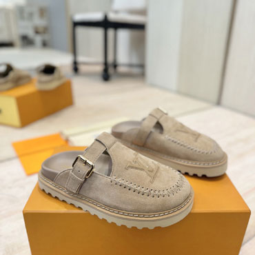 Louis Vuitton Colorado Closed Mule 1AK2O3