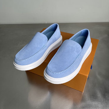 Louis Vuitton Beverly Hills Loafer 1AKASB