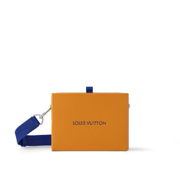 Louis Vuitton Shopper Clutch Other Leathers M13984