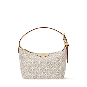 Louis Vuitton Pochette Hills M29879